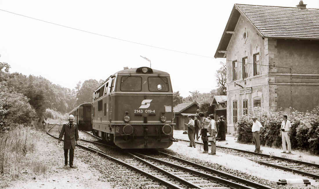 30.6.1987 E753 als NF3 - Bahnhof Oberschützen