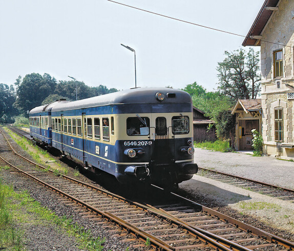 Letzten Betriebstag am Bahnhof