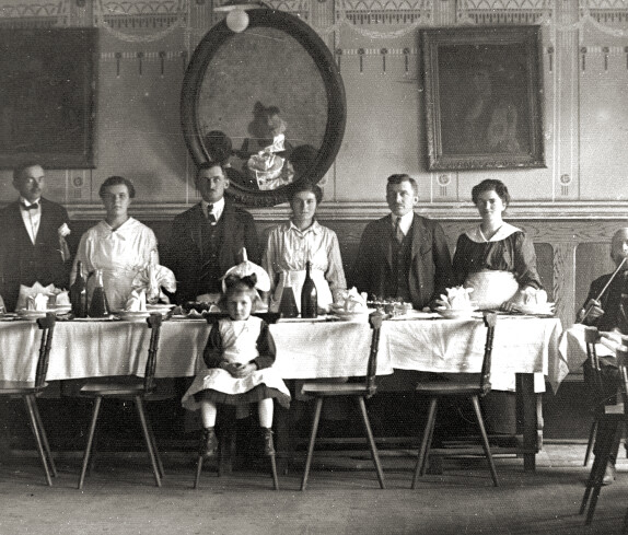 Familientreffen im Gasthaus Hutter (Ziegelwirt/ Oberschützen)