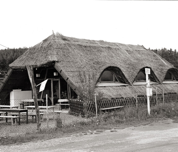 Sixtina-Mineralquelle mit Csarda