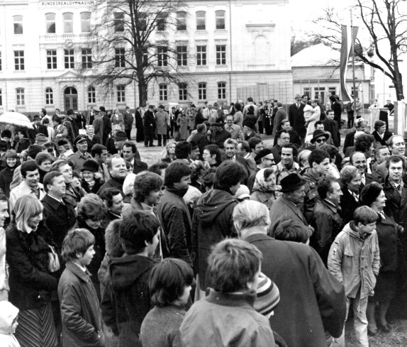 Spatenstich für das KUZ Oberschützen mit zahlreichen Zuschauern