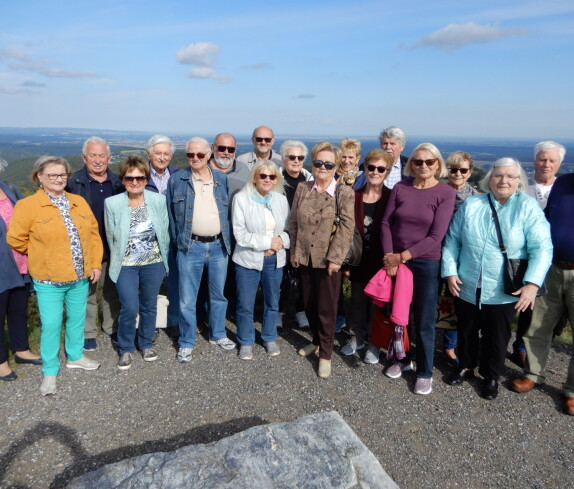 Oberschützer Senioren am "Gugelhupf" in Bernstein, Herbst 2023