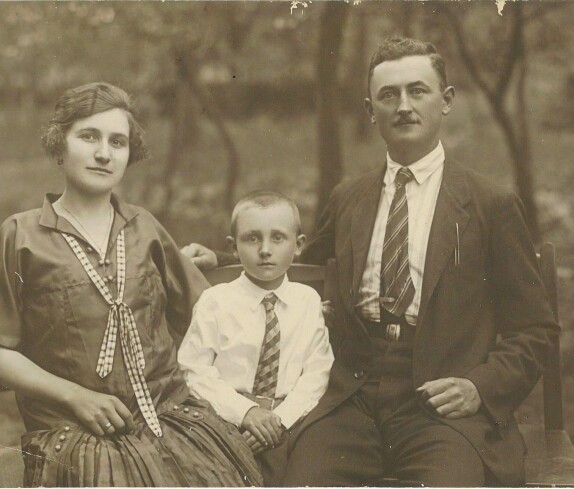 Wilhelmine und Rudolf Graf mit Sohn Rudolf