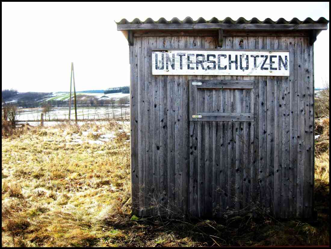Bahn Haltestelle Unterschützen